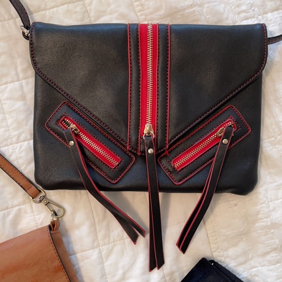 Bundle of Crossbody bags/Clutches - Picture 3 of 5